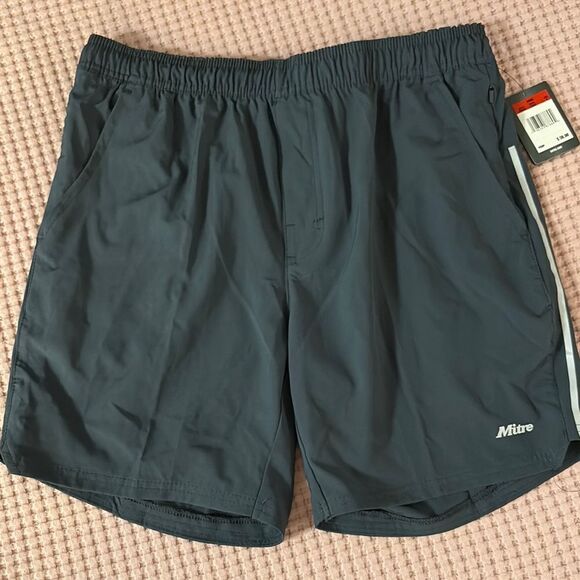 NWT Mitre Gray Athletic Shorts Size Medium - Picture 1 of 7